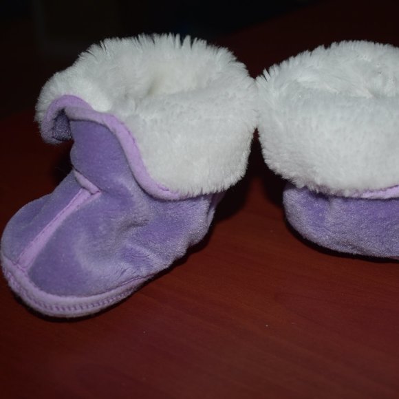 Luna Int'l Baby Girl Purple Soft Fleece Slippers Booties size 3 - Picture 3 of 8